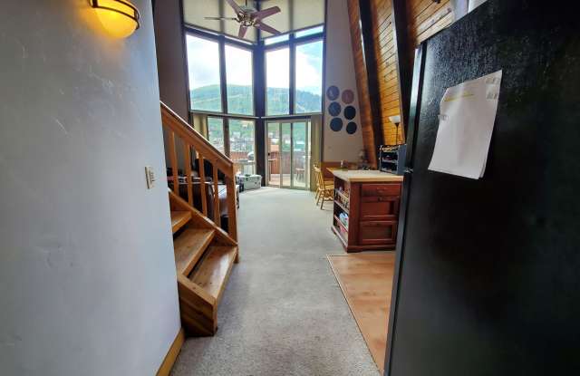 277 Mchenry Street Gallery 2