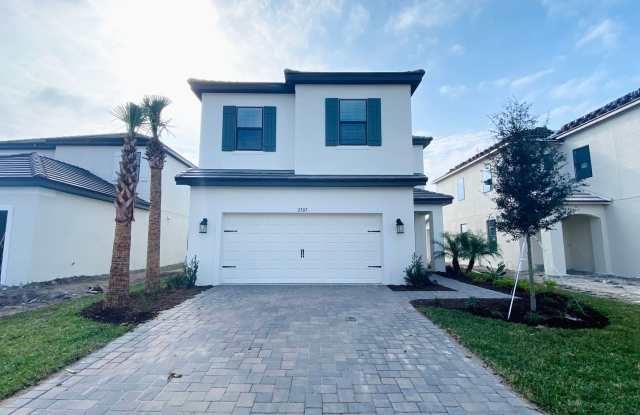 Awesome Home Ready for you in Winter Park Gallery 1