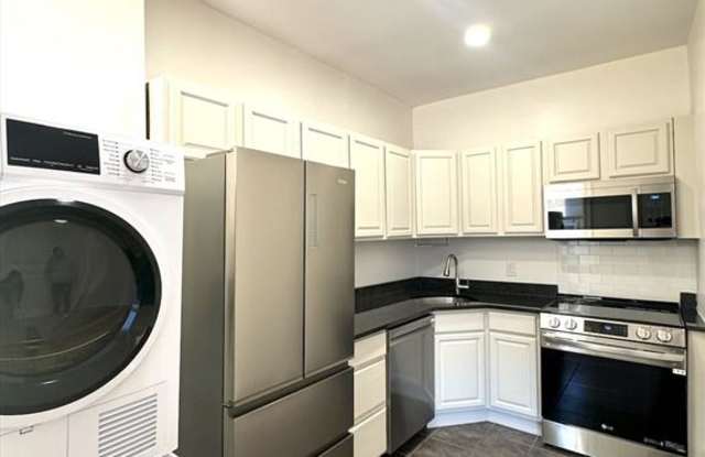 1082 Commonwealth Ave. - 1082 Commonwealth Avenue, Boston, MA 02215
