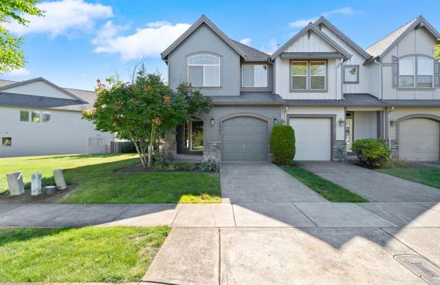 Bright Damascus Townhome with Fireplace, Garage & Private Patio photos photos