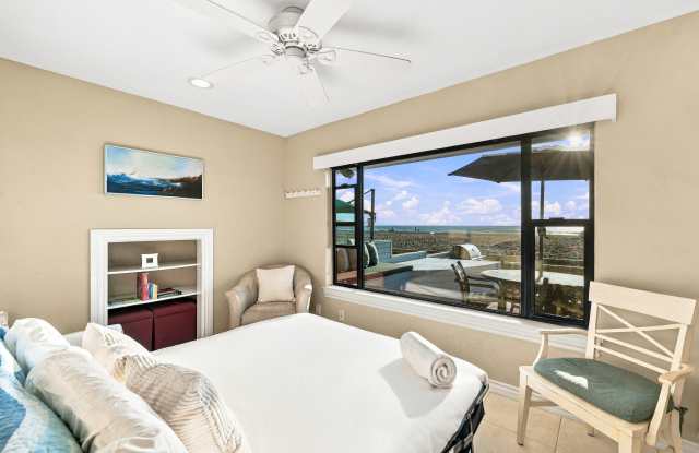2845 Ocean Front Walk Gallery 2