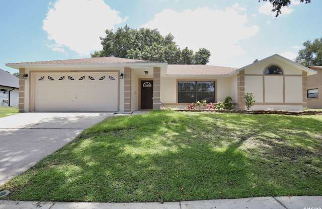 Cozy 3/2 Split Floorplan Home with a Spacious 2 Car Garage in the Beautiful Neighborhood of Piedmont Lakes - Apopka! photos photos