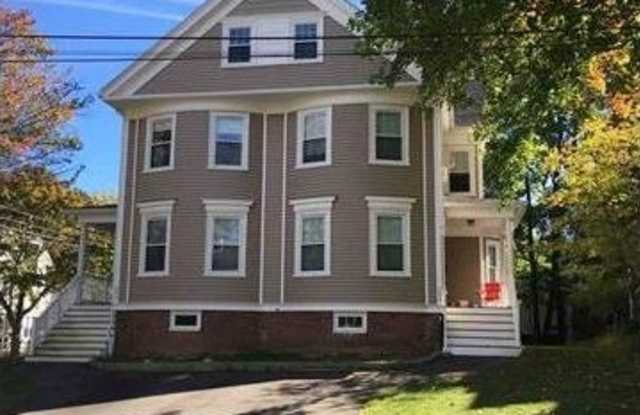 204 Rockland Street - 204 Rockland Street, Portsmouth, NH 03801