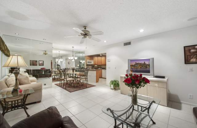 417 Pine Glen Lane photos photos