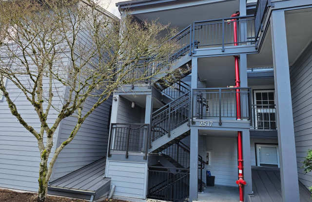 1 Bed Condo For Rent in Renton! Gallery 1