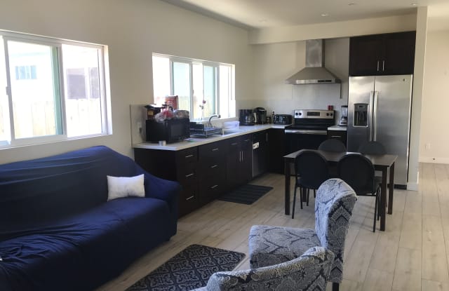 327 Cedar St - 327 Cedar Street, Millbrae, CA 94030