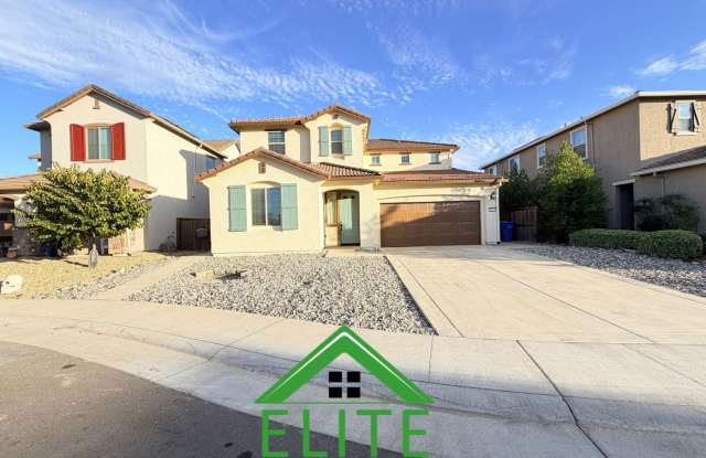 **This charming 3-bed, 2.5-bath home offers a comfortable and inviting living space at Elk Grove.** Gallery 1