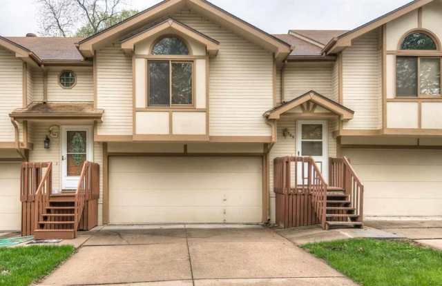 Townhome Available in Bellevue photos photos