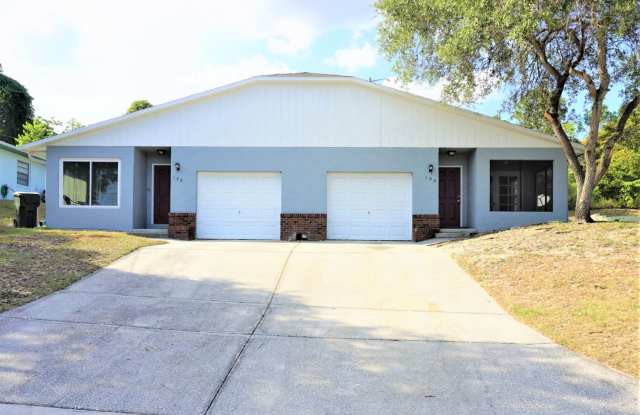 Clermont 2/2 Duplex with Lakeview - 129 Sunnyside Drive, Clermont, FL 34711