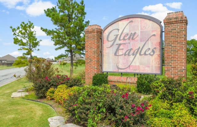 Glen Eagle Duplexes Gallery 4