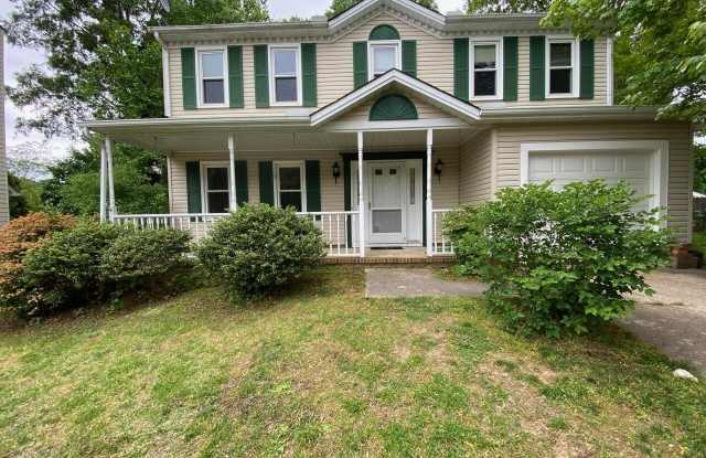 111 Westwind Court Gallery 2
