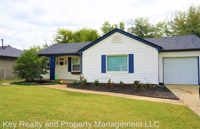 2916 Somerset Pl - 2916 Somerset Place, Oklahoma City, OK 73116