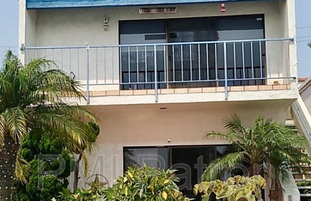 145 Bay Shore Ave - 145 Bay Shore Avenue, Long Beach, CA 90803