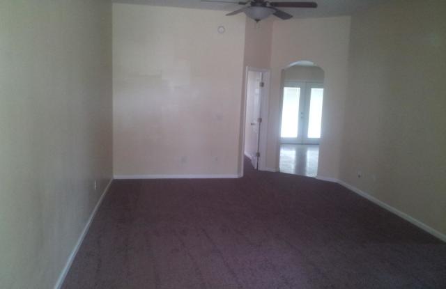 1820 CREEKVIEW DR Gallery 4