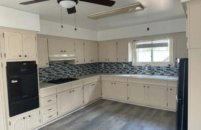 296 Preakness Ave photos photos