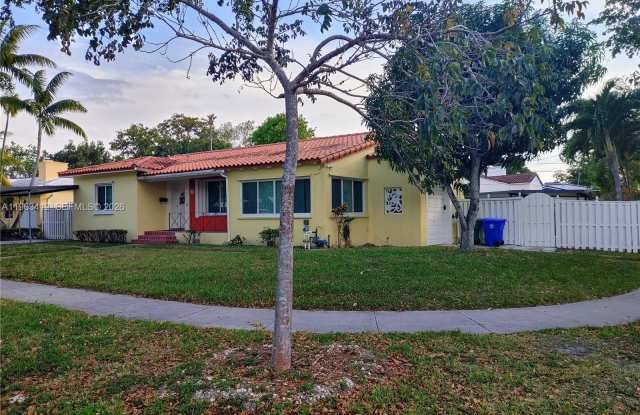 630 SW 25th Rd photos photos