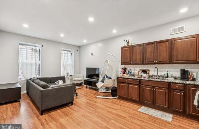 1808 N 18TH Street unit: 1 photos photos