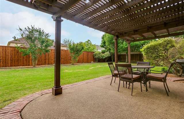 122 Carolyn Lane - 122 Carolyn Lane, Murphy, TX 75094