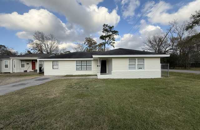 4010 Harding Drive photos photos 4010 Harding Drive photos photos