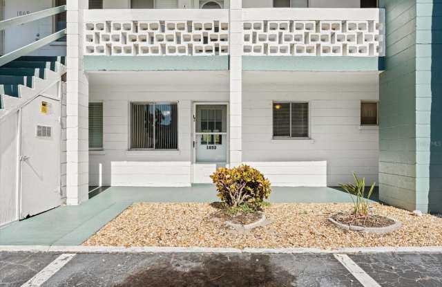 1853 RESTFUL DRIVE - 1853 Restful Drive, Bayshore Gardens, FL 34207
