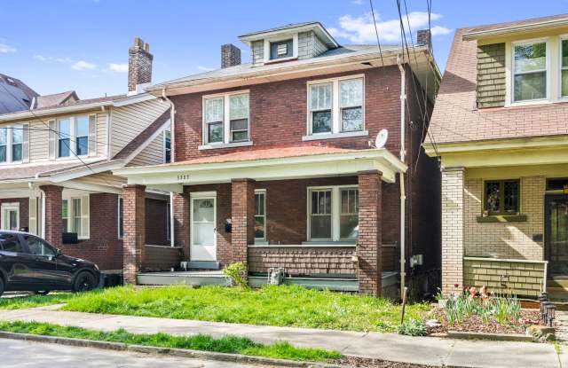 Updated 3 Bedroom 1 Bath in Sheraden photos photos