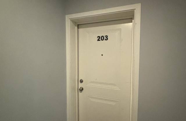 940 New Loudon Road Gallery 2