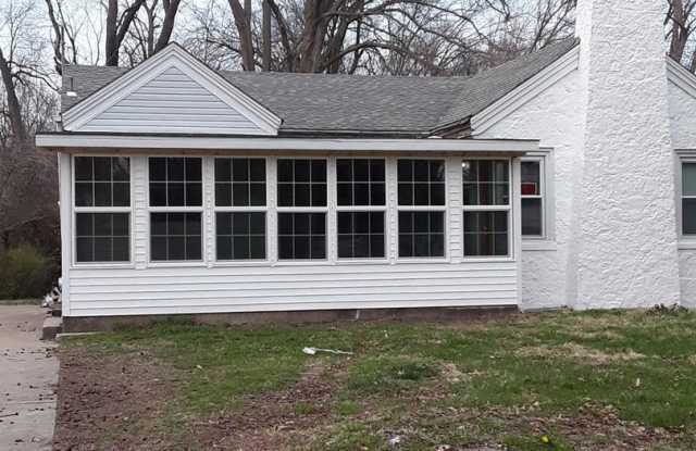Like New Close to MSU 2 br 2 ba with basement photos photos Like New Close to MSU 2 br 2 ba with basement photos photos