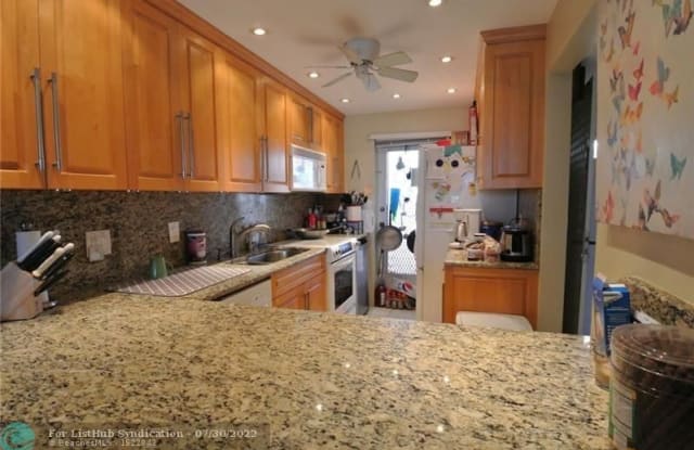 4500 N Federal Hwy - 4500 Federal Highway, Lighthouse Point, FL 33064