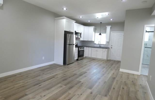 Leffingwell Road 13522 Gallery 1