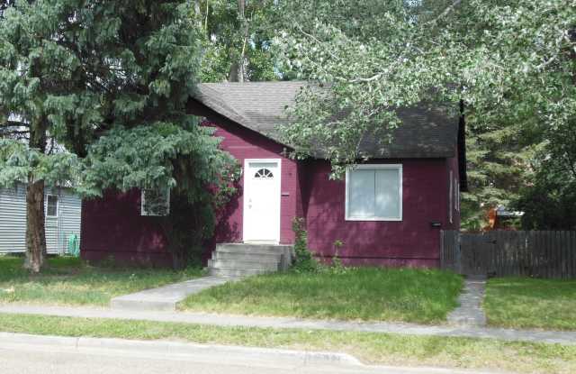 567 1/2 School Street photos photos