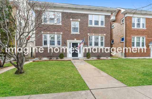 4258 McPherson Avenue Gallery 1