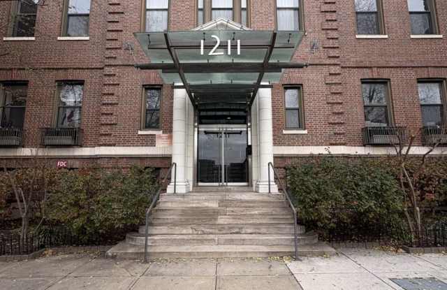 Spacious and Lovely Fed Hill 2bd/2ba Condo with CAC, W/D and more! photos photos Spacious and Lovely Fed Hill 2bd/2ba Condo with CAC, W/D and more! photos photos