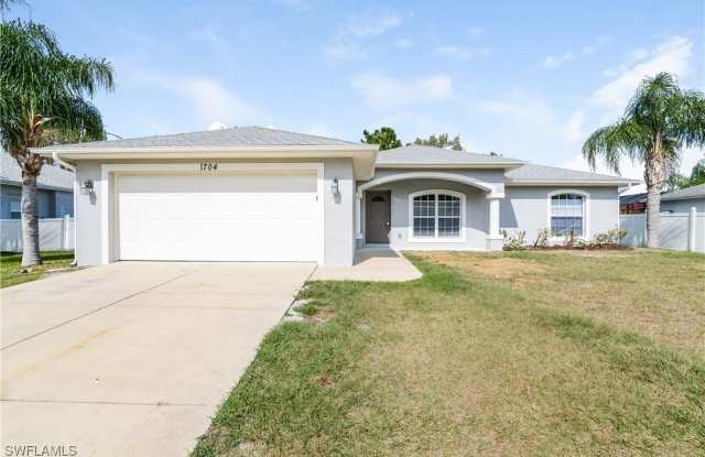1704 Lindsay Avenue photos photos