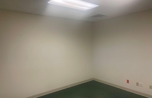 4867 Asbury Gallery 3