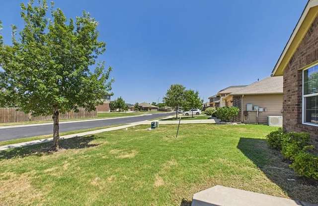 Spacious one-level home in Glenwood! Gallery 3