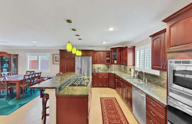 13813 Powers Road Gallery 3