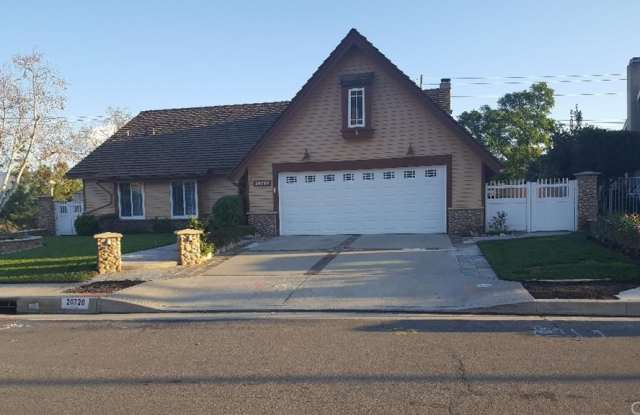 20720 Cottonwood Road Gallery 2