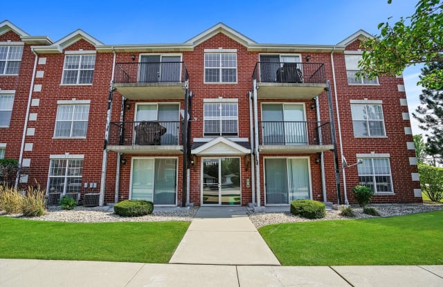 16671 LIBERTY Circle - 16671 Liberty Circle, Orland Hills, IL 60467