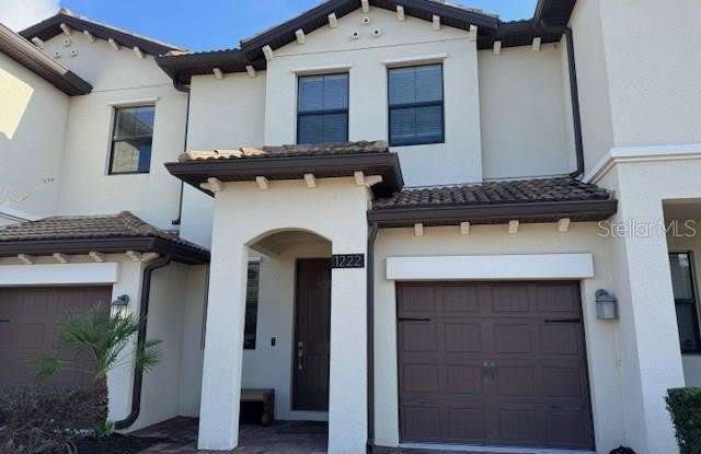 1222 ROYAL ST GEORGE BOULEVARD photos photos