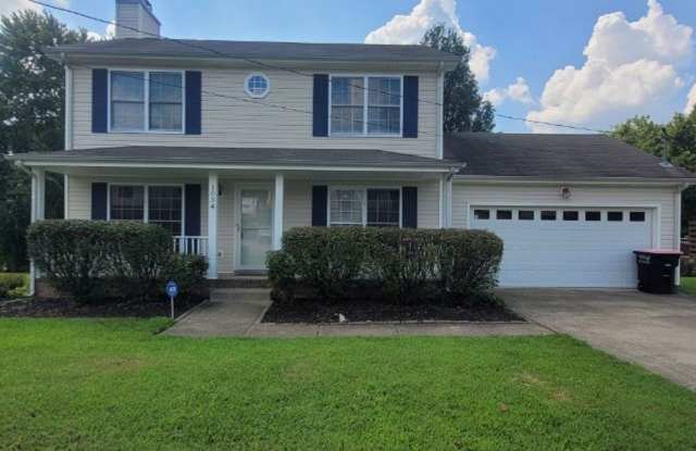 Charming 3-Bedroom Home with Spacious Living Areas and Scenic Backyard photos photos