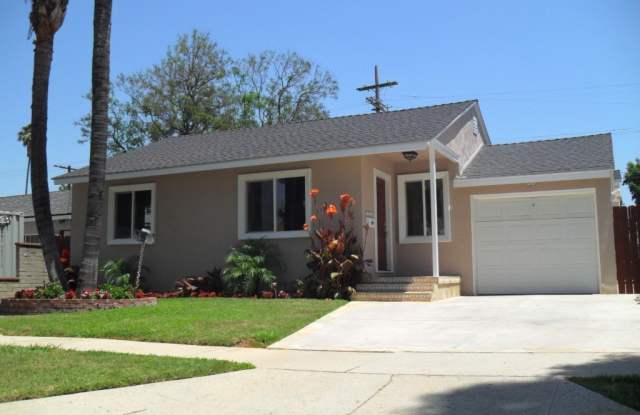 5756 Lasaine Avenue - 5756 Lasaine Avenue, Los Angeles, CA 91316