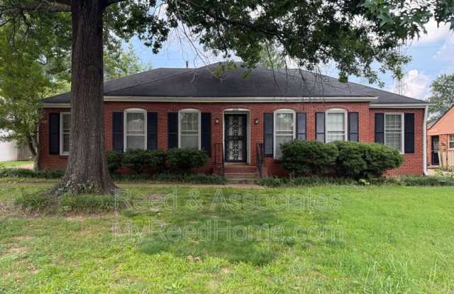 2292 Eastover Drive photos photos