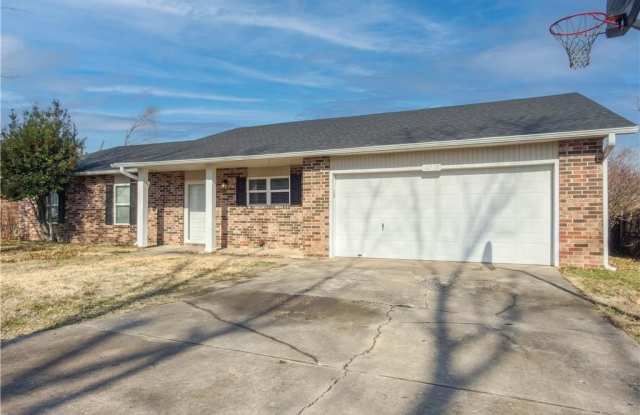 2713  W Fir  ST photos photos