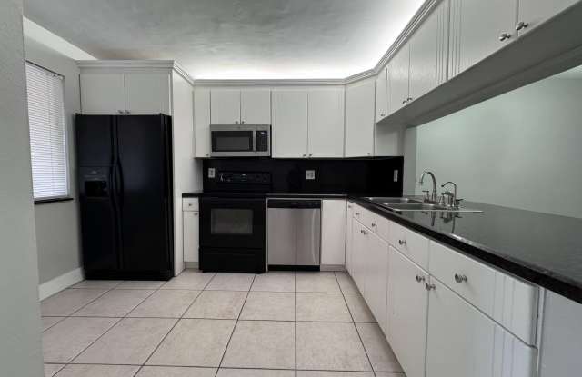 193 Lakeview Drive Gallery 4