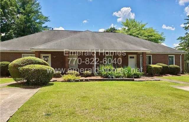 2107 Fairway Court Southeast photos photos