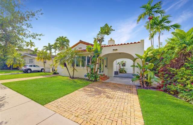 1212 Medina Ave photos photos