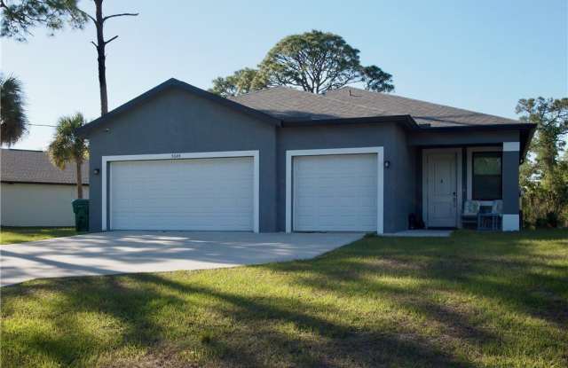 5044 NE Tradewinds Circle - 5044 Northeast Tradewinds Circle, Port LaBelle, FL 33935