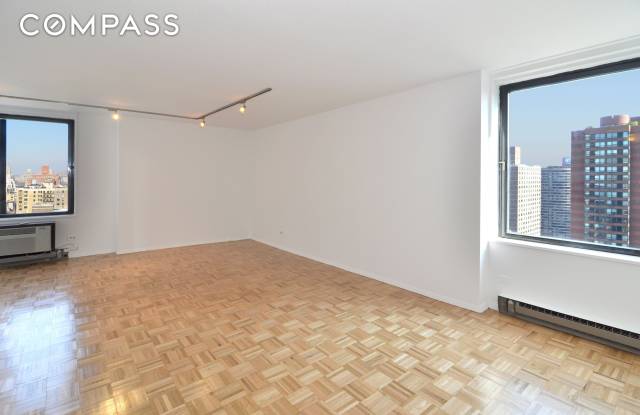 1623 Third Avenue photos photos