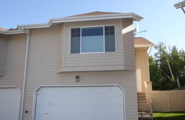 3 Bedroom Condo with a Large, Fenced Yard! photos photos