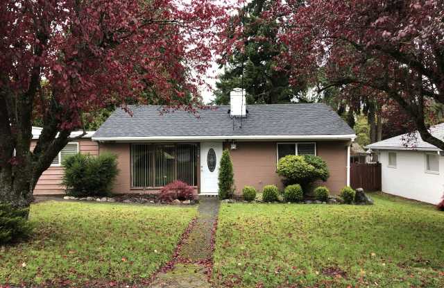 3328 North East 6th St - 3328 NE 6th St, Renton, WA 98056